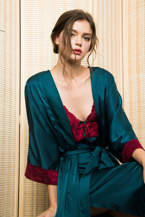 [ RESTOCKS ] Emerald Satire Satin Kimono Set